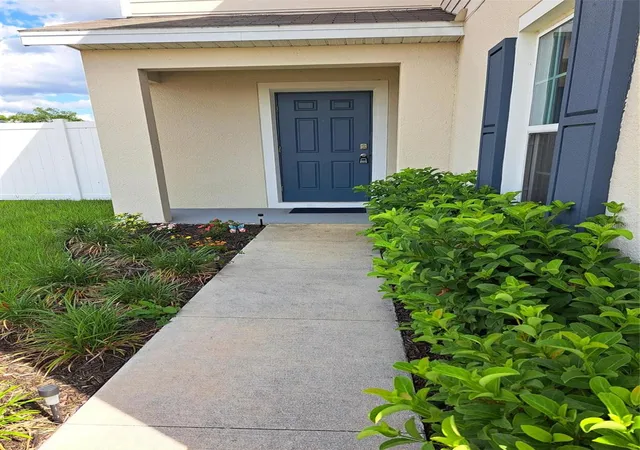 Photo 3 of Single family home for sale at 1508 Majestic Ln, Winter Haven, FL 33880 | MLS# L4962086 | Listing updated on 2026-08-27