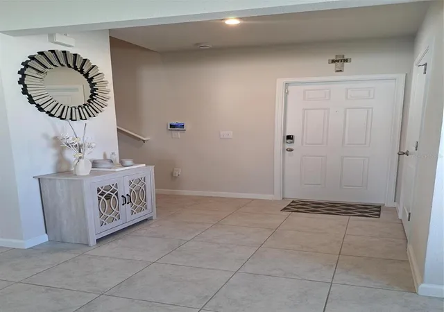 Photo 3 of Single family home for sale at 1508 Majestic Ln, Winter Haven, FL 33880 | MLS# L4962086 | Listing updated on 2026-08-27