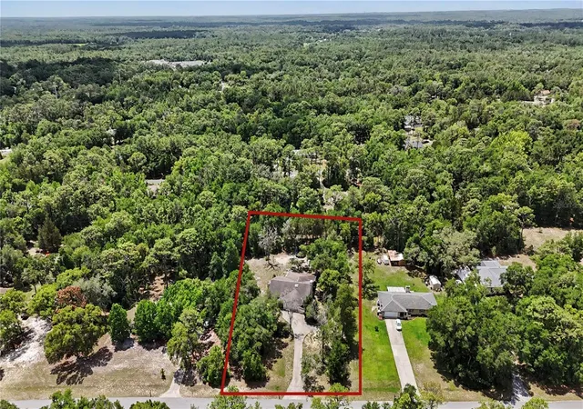 Photo 3 of Single family home for sale at 20250 SW 93 Lane Rd, Dunnellon, FL 34431 | MLS# OM725162 | Listing updated on 2026-05-27