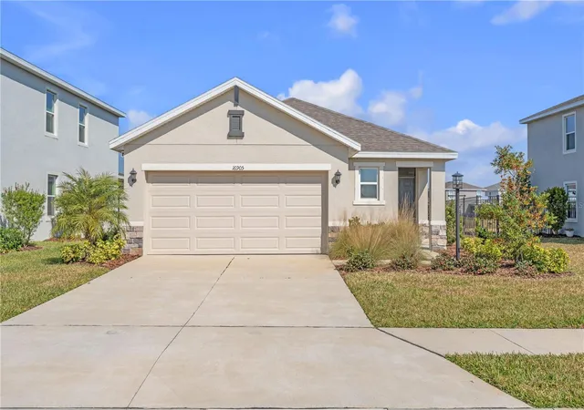 Photo 2 of Single family home for sale at 16905 Yard Spring Dr, Bradenton, FL 34211 | MLS# A4694469 | Listing updated on 2026-10-01