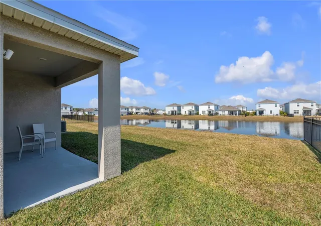 Photo 3 of Single family home for sale at 16905 Yard Spring Dr, Bradenton, FL 34211 | MLS# A4694469 | Listing updated on 2026-10-01