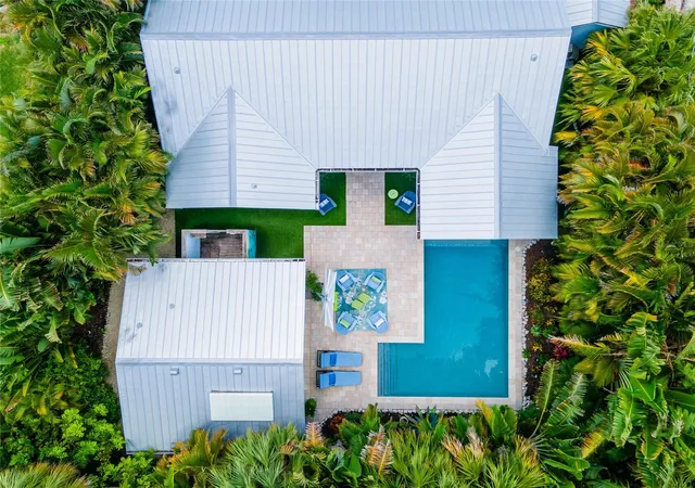 5th image of 242 Gladiolus St, Anna Maria, FL 34216 | MLS# A4694474