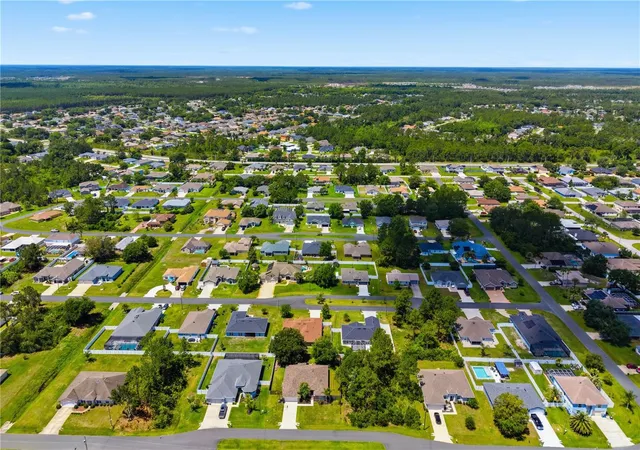 3rd image of 36 Lancaster Ln, Palm Coast, FL 32137 | MLS# FC318722