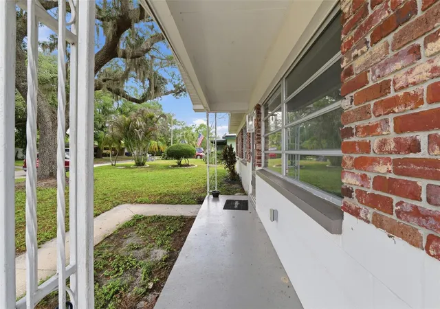 Photo 3 of Single family home for sale at 7815 Pine Hl Dr, Tampa, FL 33617 | MLS# TB8511114 | Listing updated on 2026-08-13