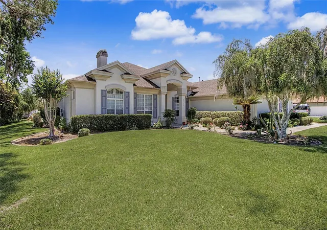 3rd image of 2114 Se 25Th Loop, Ocala, FL 34471 | MLS# A4694486