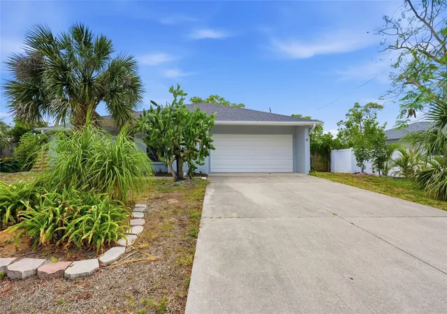 2nd image of 1163 Ringtail Rd, Venice, FL 34293 | MLS# A4694487