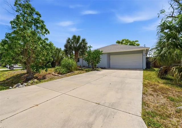 3rd image of 1163 Ringtail Rd, Venice, FL 34293 | MLS# A4694487