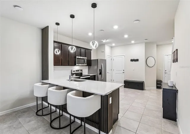 Photo 4 of Townhouse for sale at 2570 Winsome Way, Davenport, FL 33896 | MLS# O6409908 | Listing updated on 2026-08-22