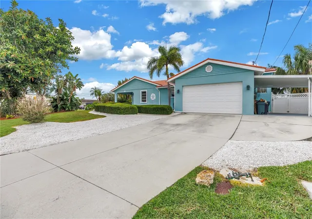 2nd image of 4911 Palmetto Point Dr, Palmetto, FL 34221 | MLS# TB8511146