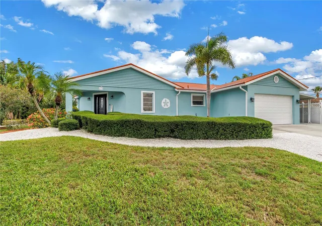 3rd image of 4911 Palmetto Point Dr, Palmetto, FL 34221 | MLS# TB8511146