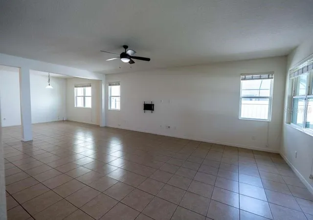 Photo 4 of Single family home for sale at 11517 Palmetto Sands Ct, Tampa, FL 33626 | MLS# TB8511149 | Listing updated on 2026-08-22