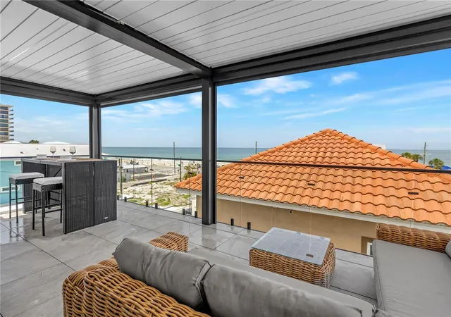 2nd image of 30 80th Ave, Treasure Island, FL 33706 | MLS# TB8511151