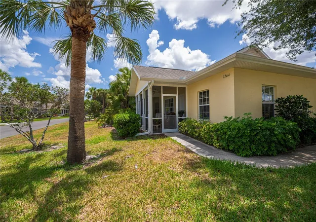 Photo 3 of House for sale at 1264 Red Oak Ln, Port Charlotte, FL 33948 | MLS# C7526452 | Listing updated on 2026-08-13