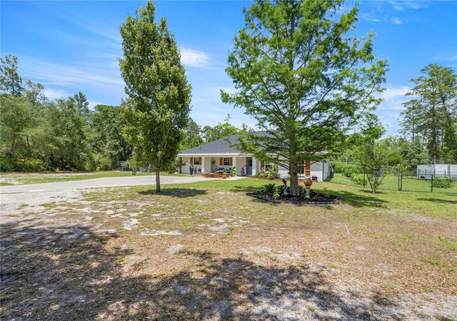 4th image of 495 Fisher Rd, Ocklawaha, FL 32179 | MLS# OM725193