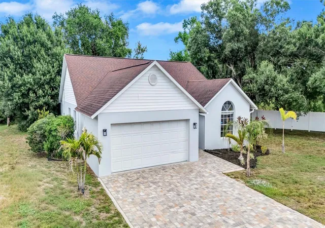 Photo 1 of Single family home for sale at 4909 6th Avenue E, Bradenton, FL 34208 | MLS# A4694501 | Listing updated on 2026-09-22