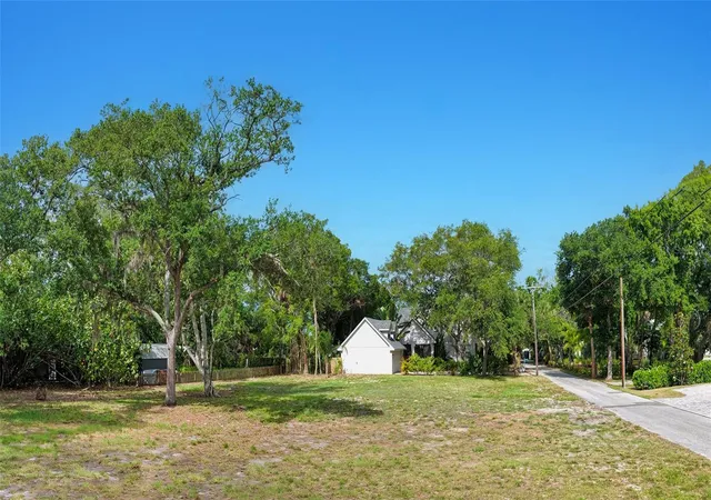 1st image of Turks Cap Pl, Sarasota, FL 34234 | MLS# A4694506