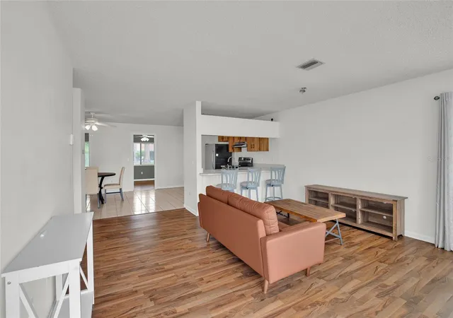 4th image of 7 Warren Pl, Palm Coast, FL 32164 | MLS# FC318727