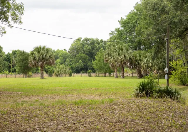 5th image of 18833 Ne 24Th Ave, Citra, FL 32113 | MLS# OM725201