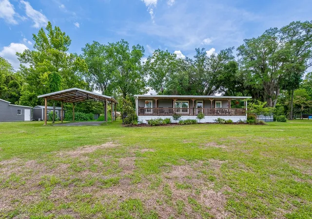 Homes for sale in Cross City, FL | 815 Sw 10Th St, Cross City, FL 32628 | MLS# GC540526