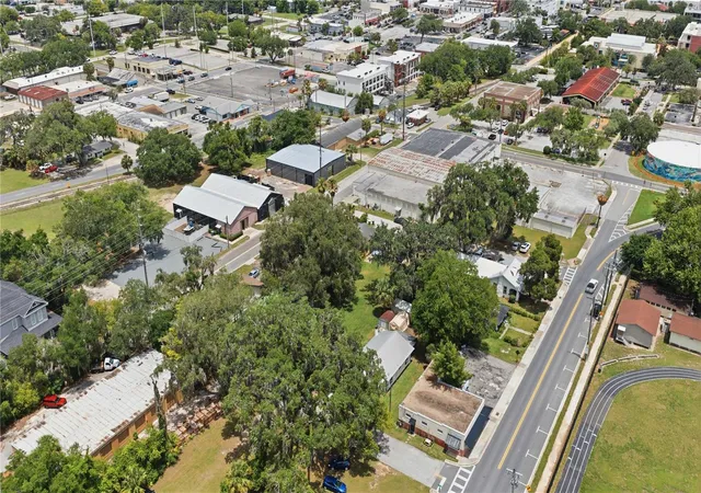 3rd image of 1 Central Warehouse, Umatilla, FL 32784 | MLS# OM725203