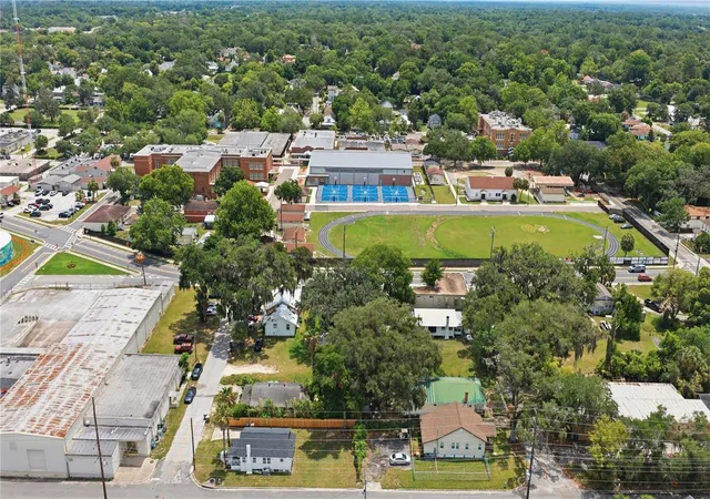 4th image of 1 Central Warehouse, Umatilla, FL 32784 | MLS# OM725203