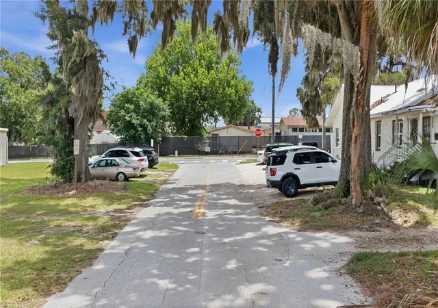 8th image of 1 Central Warehouse, Umatilla, FL 32784 | MLS# OM725203