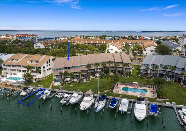 Homes for sale in Saint Petersburg, FL | 360 Pinellas Bayway S #I, Saint Petersburg, FL 33715 | MLS# TB8511192