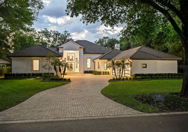 Photo 1 of Single family home for sale at 5199 Latrobe Dr, Windermere, FL 34786 | MLS# O6409961 | Listing updated on 2026-07-23