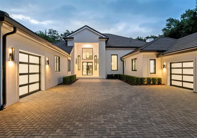 Photo 2 of Single family home for sale at 5199 Latrobe Dr, Windermere, FL 34786 | MLS# O6409961 | Listing updated on 2026-07-23