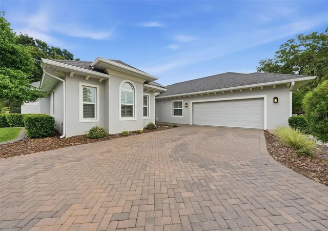 3rd image of 5066 Greens Dr, Lady Lake, FL 32159 | MLS# NS1088297
