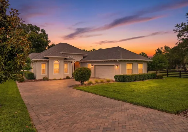 5th image of 5066 Greens Dr, Lady Lake, FL 32159 | MLS# NS1088297