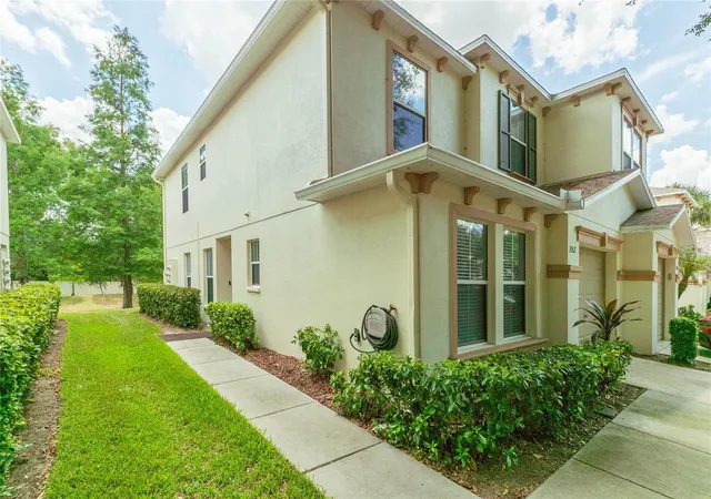 3rd image of 3152 Royal Tuscan Ln, Valrico, FL 33594 | MLS# TB8511211
