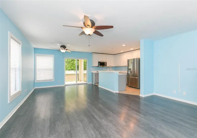 4th image of 3152 Royal Tuscan Ln, Valrico, FL 33594 | MLS# TB8511211