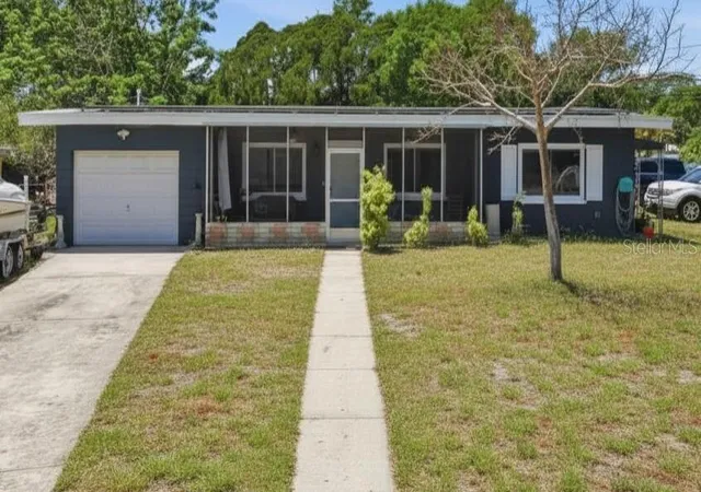 Photo 1 of Single family home for sale at 5126 104th Street N, Saint Petersburg, FL 33708 | MLS# TB8511231 | Listing updated on 2026-08-29