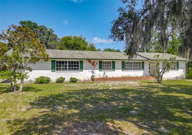 2nd image of 10 Mirror Lake Dr, Ormond Beach, FL 32174 | MLS# FC318734