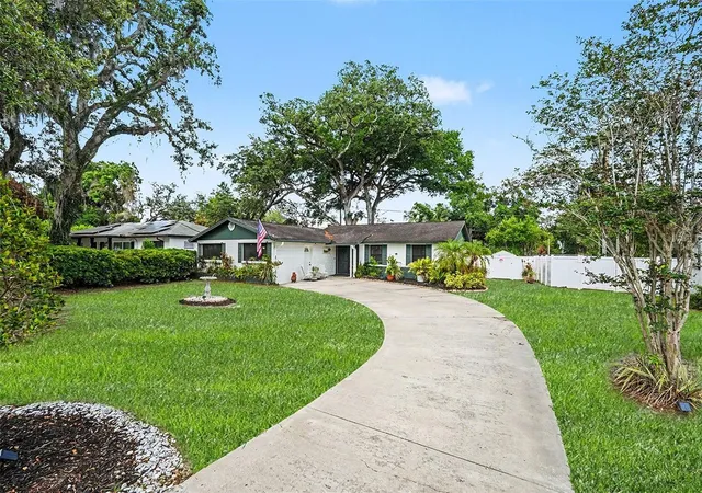 Homes for sale in Tampa, FL | 8115 N Ola Ave, Tampa, FL 33604 | MLS# TB8511237