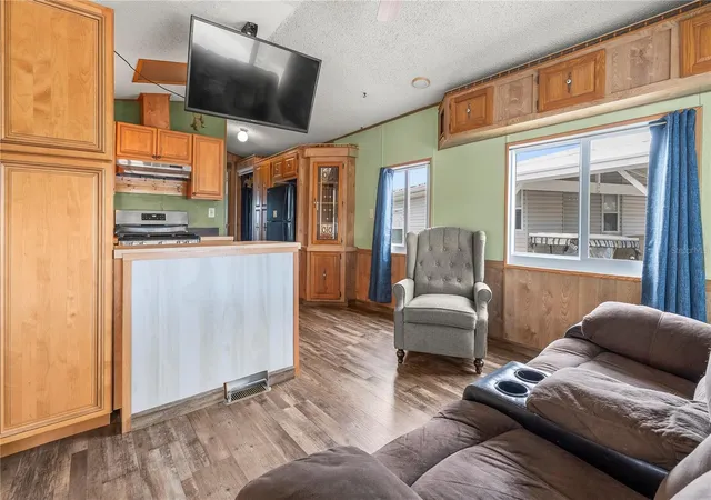 Homes for sale in Clermont, FL | 9000 Us Hwy 192 #211, Clermont, FL 34714 | MLS# S5150416