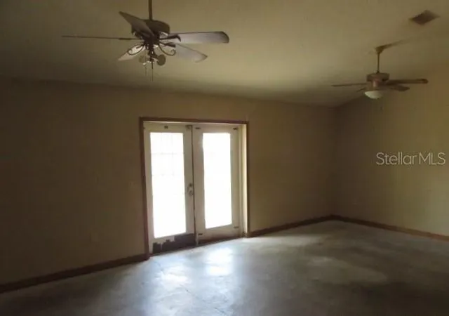 Photo 4 of Single family home for sale at 824 Berryhill Cir, Fruitland Park, FL 34731 | MLS# G5112751 | Listing updated on 2026-10-04