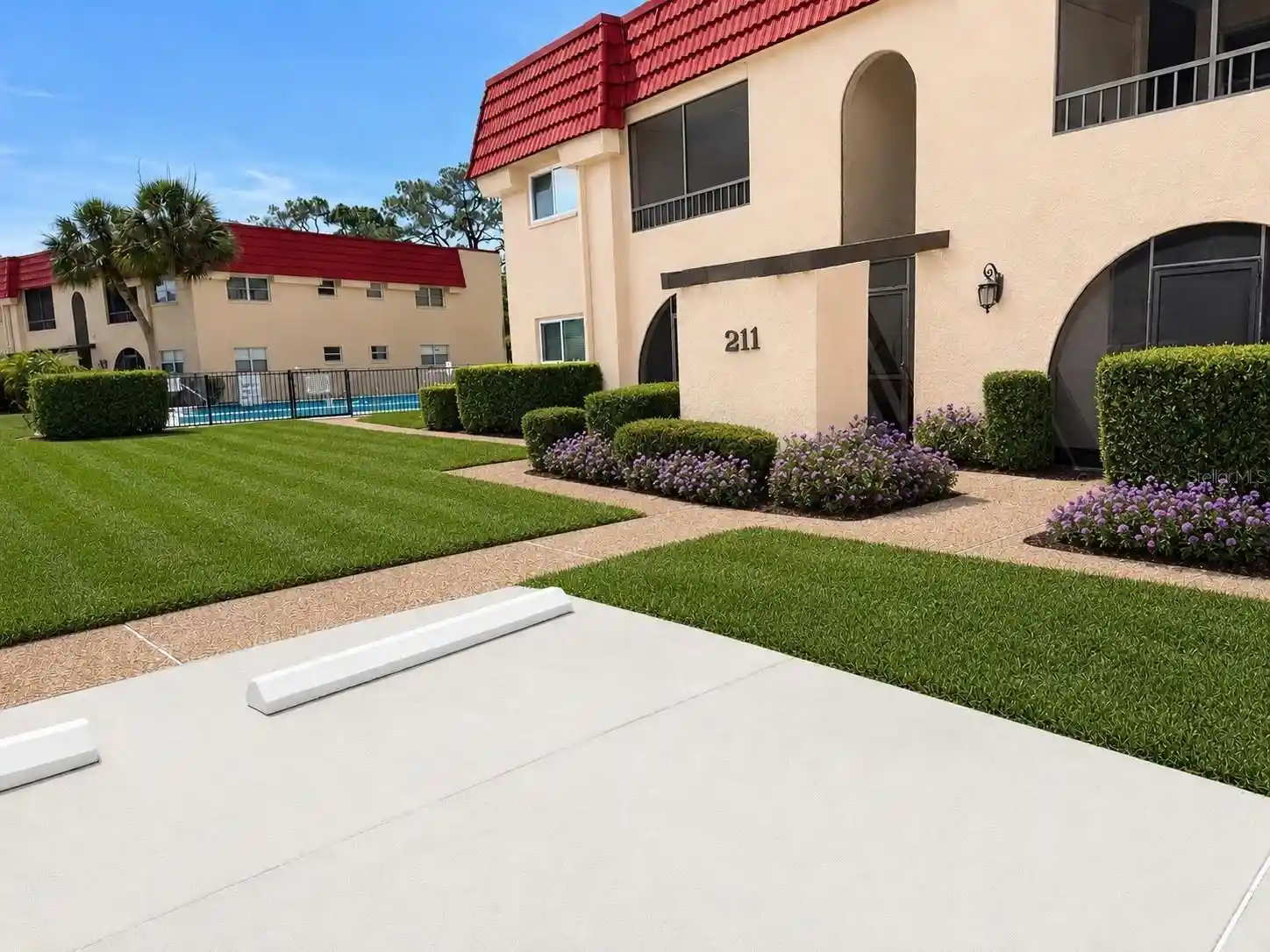 Listing Photo 1 - Condo for sale in 211 Rubens Dr located at 211 Rubens Dr, Sarasota, FL 34275 - Unit 211 Rubens Dr