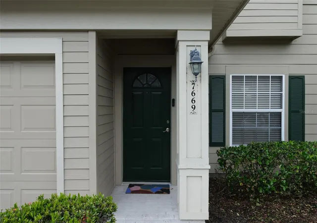 Photo 1 of Condo for sale at 7669 Plantation Cir #7669, Bradenton, FL 34201 | MLS# A4694542 | Listing updated on 2026-07-14