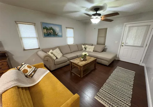 3rd image of 1040 S Ohio Ave, Lakeland, FL 33803 | MLS# P4938786