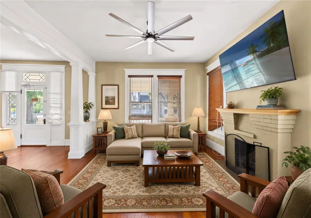 Photo 4 of Single family home for sale at 5202 N Seminole Ave, Tampa, FL 33603 | MLS# TB8511273 | Listing updated on 2026-07-28