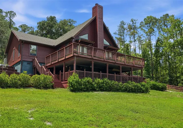 3rd image of 24050 Winding Creek Dr, Brooksville, FL 34601 | MLS# W7886000