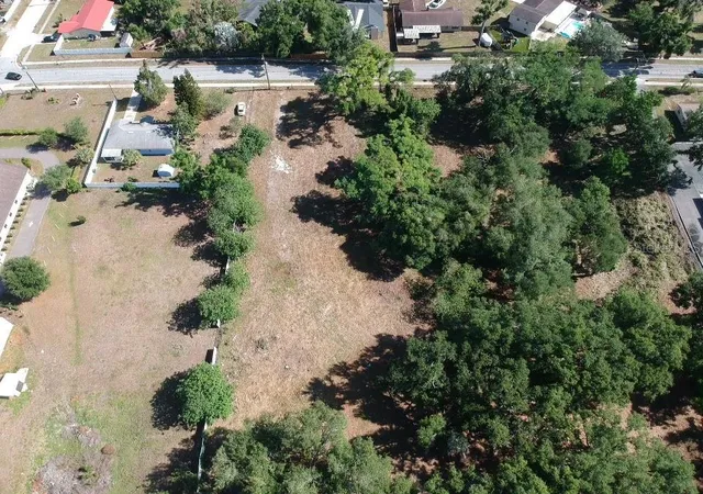 12th image of 521 E Clay Ave, Brandon, FL 33510 | MLS# TB8511287