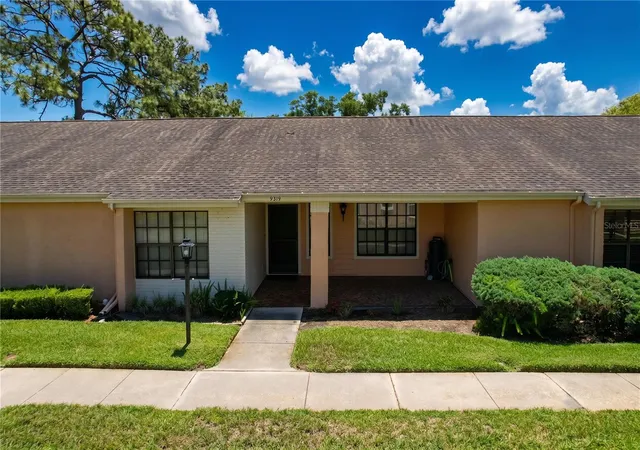 2nd image of 9319 Trowbridge Ct, New Port Richey, FL 34655 | MLS# W7886003