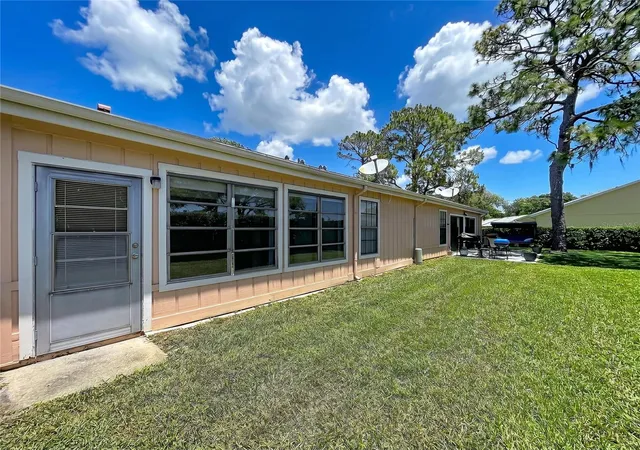 4th image of 9319 Trowbridge Ct, New Port Richey, FL 34655 | MLS# W7886003