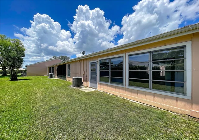 5th image of 9319 Trowbridge Ct, New Port Richey, FL 34655 | MLS# W7886003