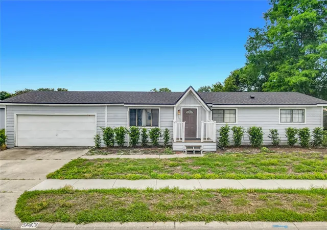 Photo 1 of Manufactured home for sale at 943 Monroe Harbor Pl, Sanford, FL 32773 | MLS# O6410062 | Listing updated on 2026-08-20
