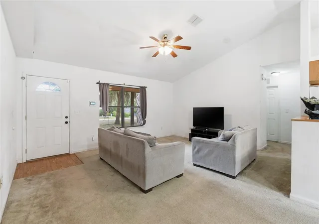 Photo 3 of Single family home for sale at 173 Little Orange Lake Dr, Hawthorne, FL 32640 | MLS# GC540538 | Listing updated on 2026-09-23