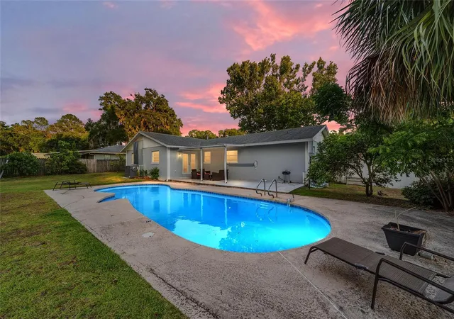 2nd image of 3823 Se 9th Pl, Ocala, FL 34471 | MLS# OM725226